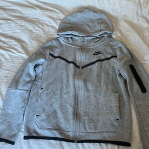 Nike Tech Fleece
Big Kids' Full-Zip Hoodie